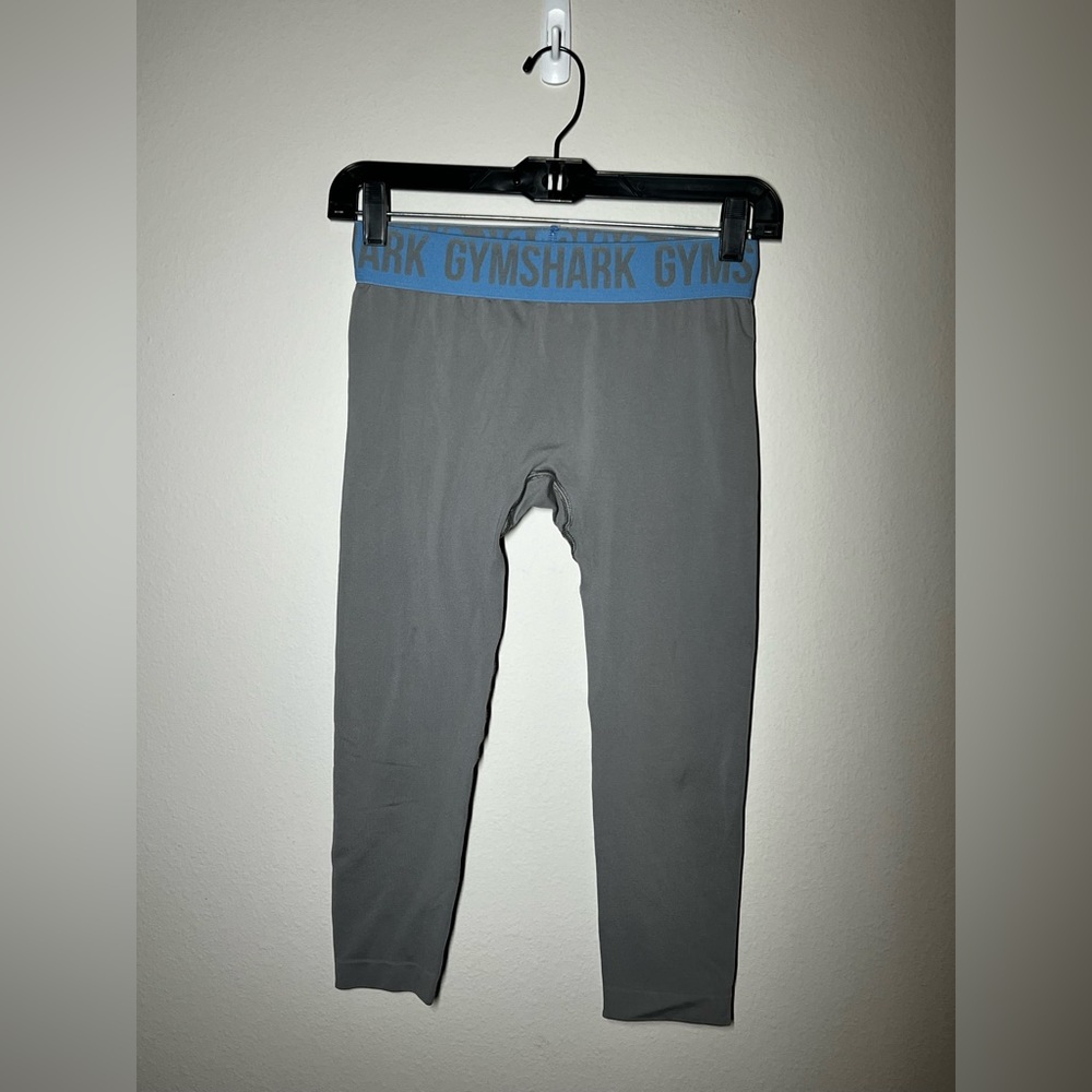GYMSHARK women’s yoga pants leggings size S 3/4 length